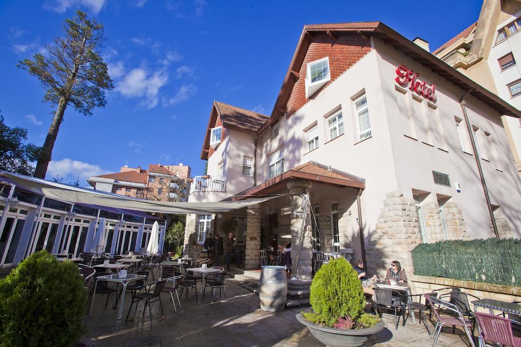 Hotel Harrison Etxea Amorebieta-Etxano Exterior foto